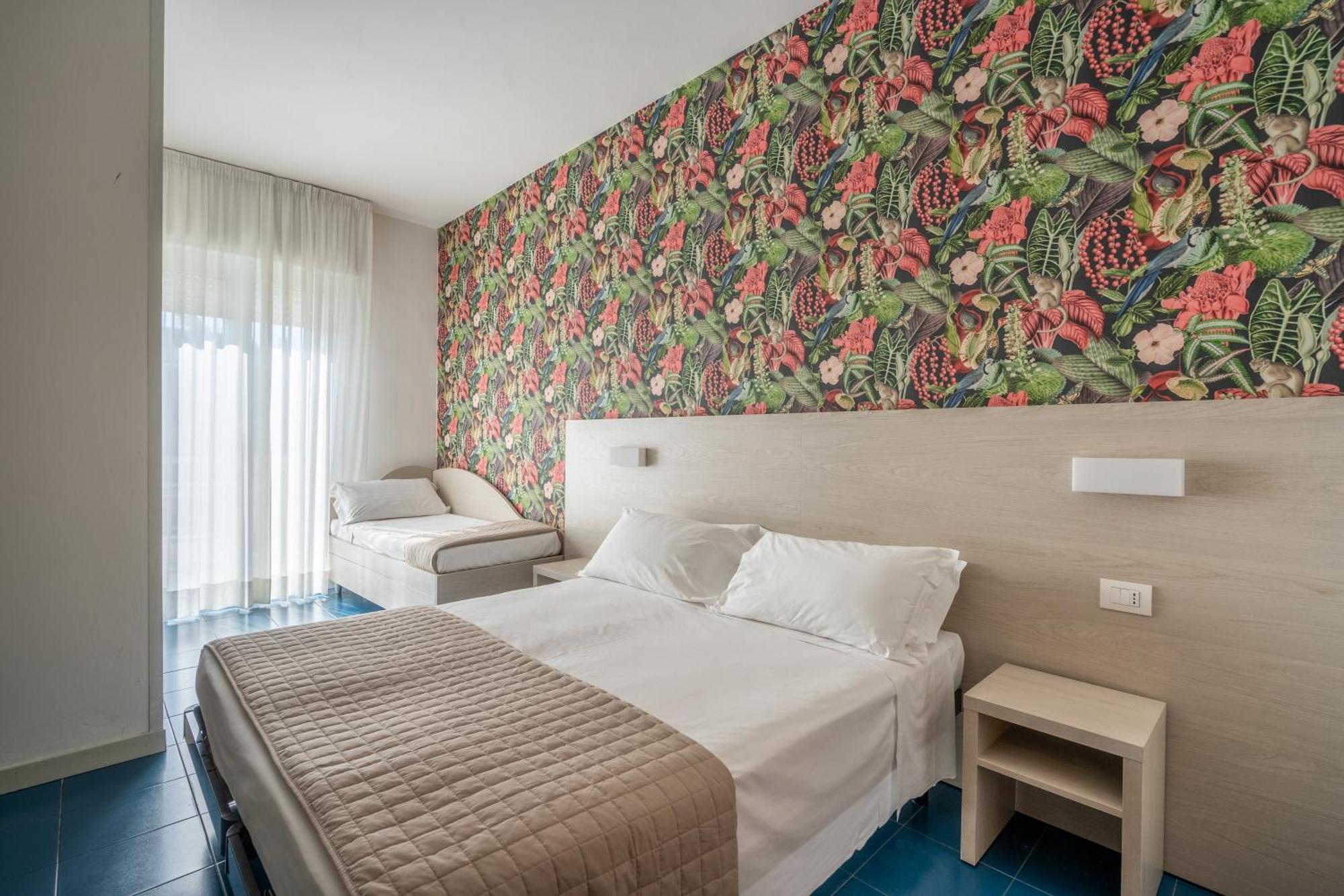 Lotus Hotel All Inclusive & Spiaggia Rimini Luaran gambar