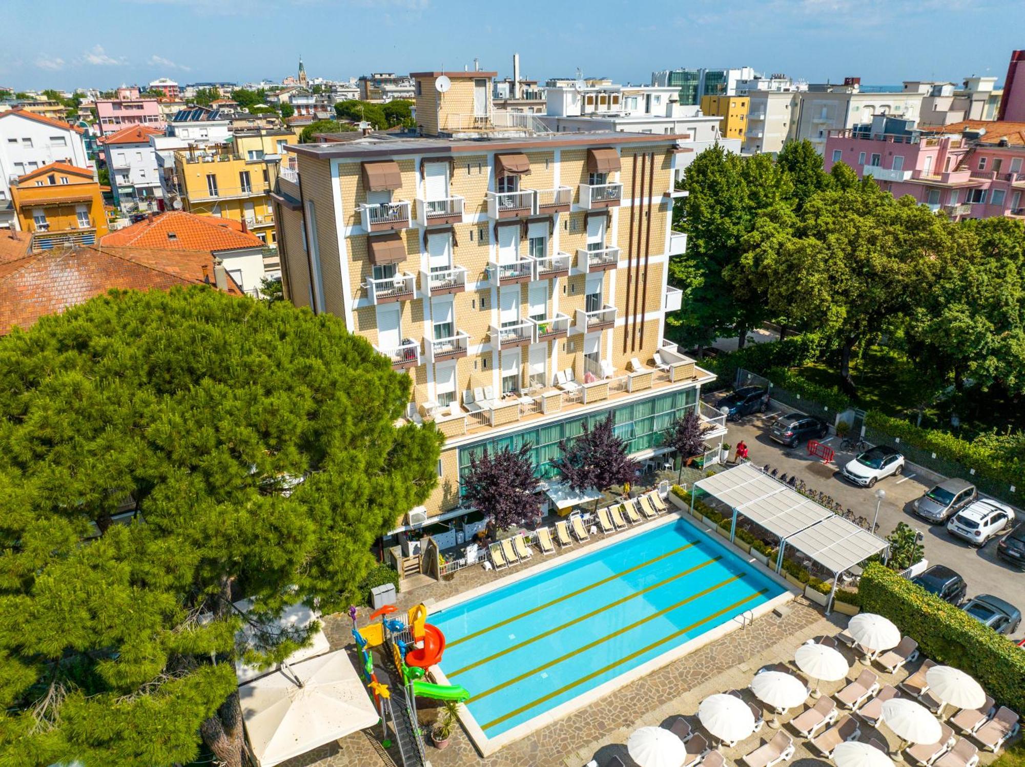 Lotus Hotel All Inclusive & Spiaggia Rimini Luaran gambar