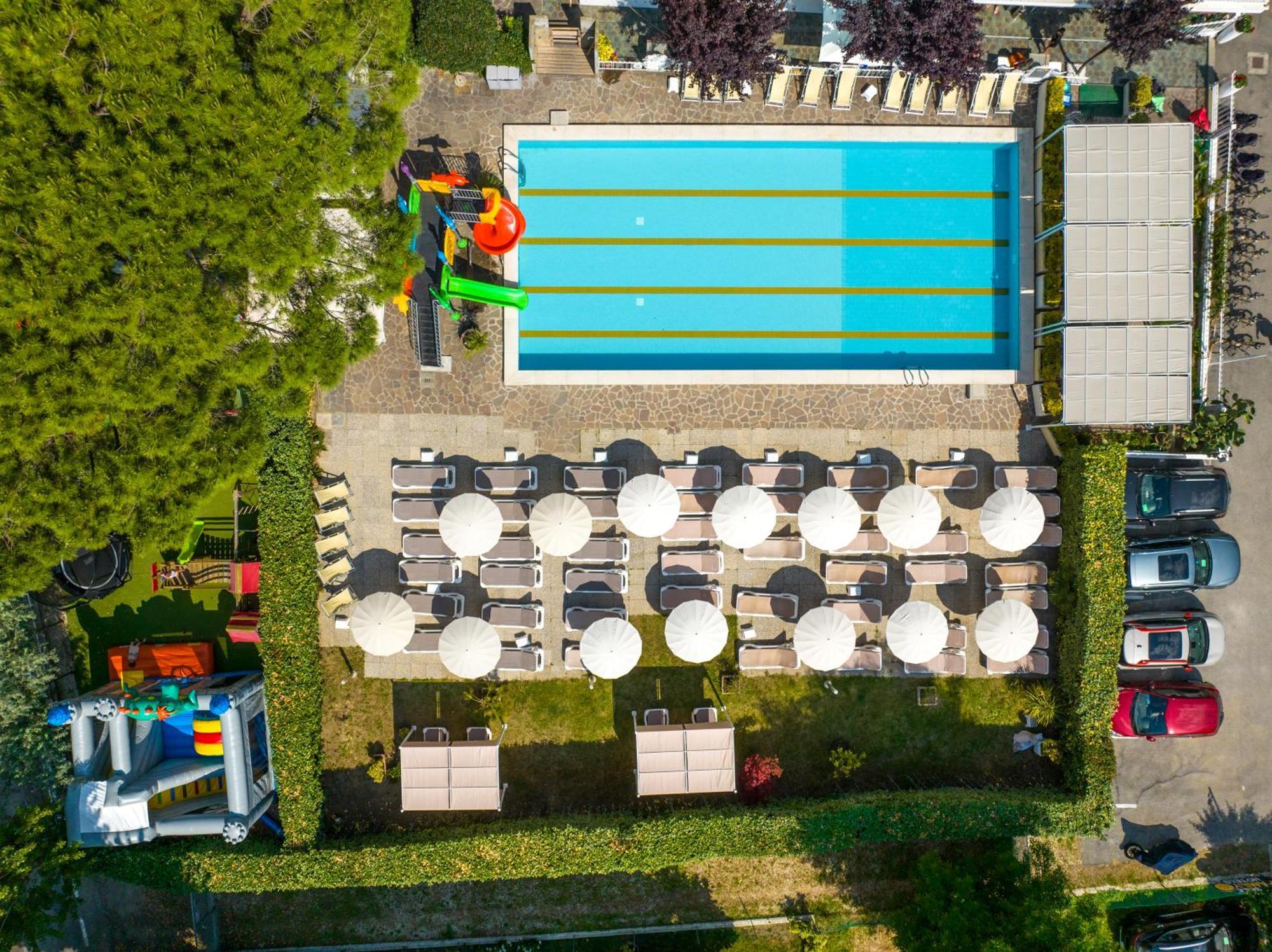 Lotus Hotel All Inclusive & Spiaggia Rimini Luaran gambar