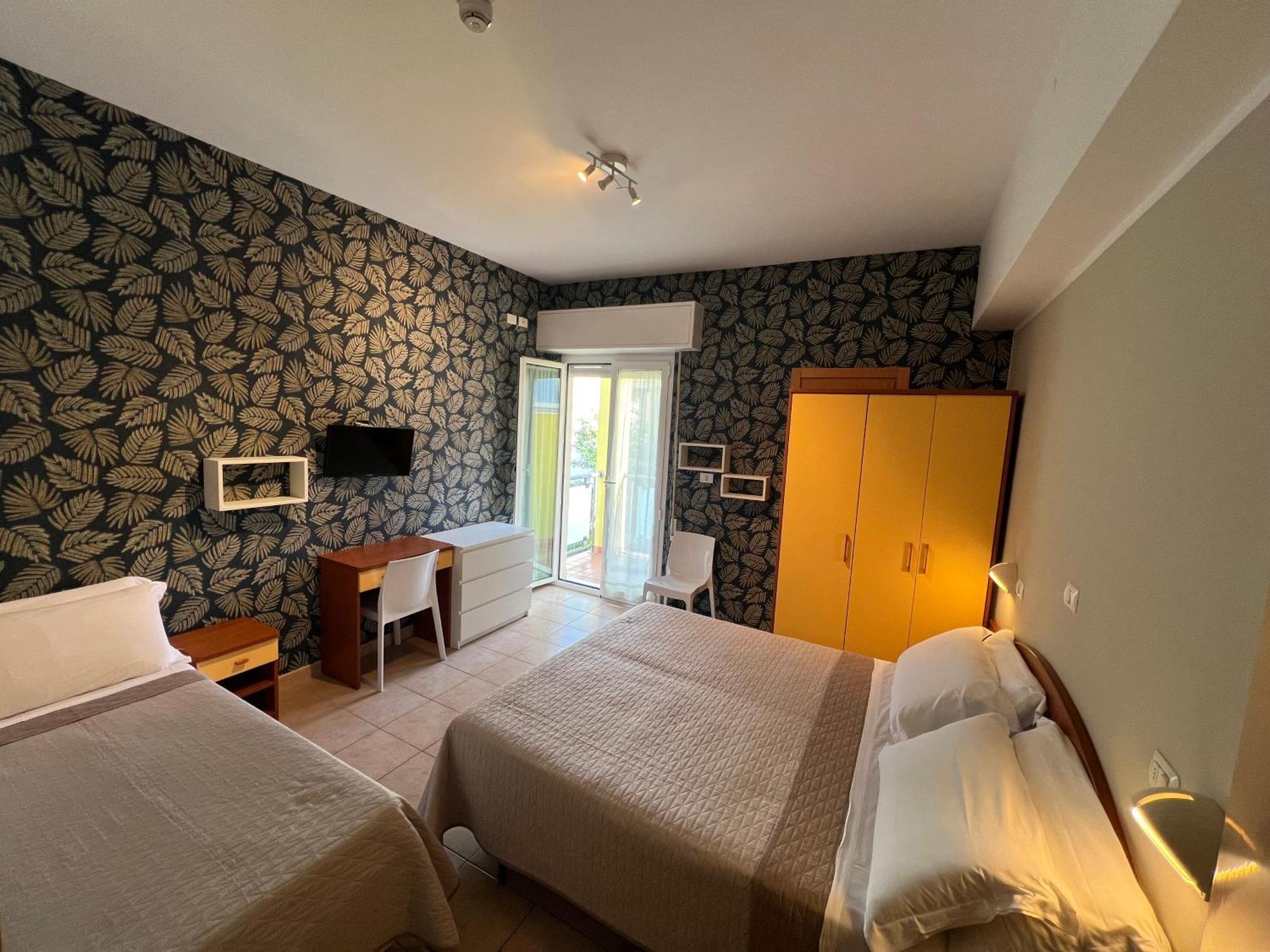 Lotus Hotel All Inclusive & Spiaggia Rimini Luaran gambar