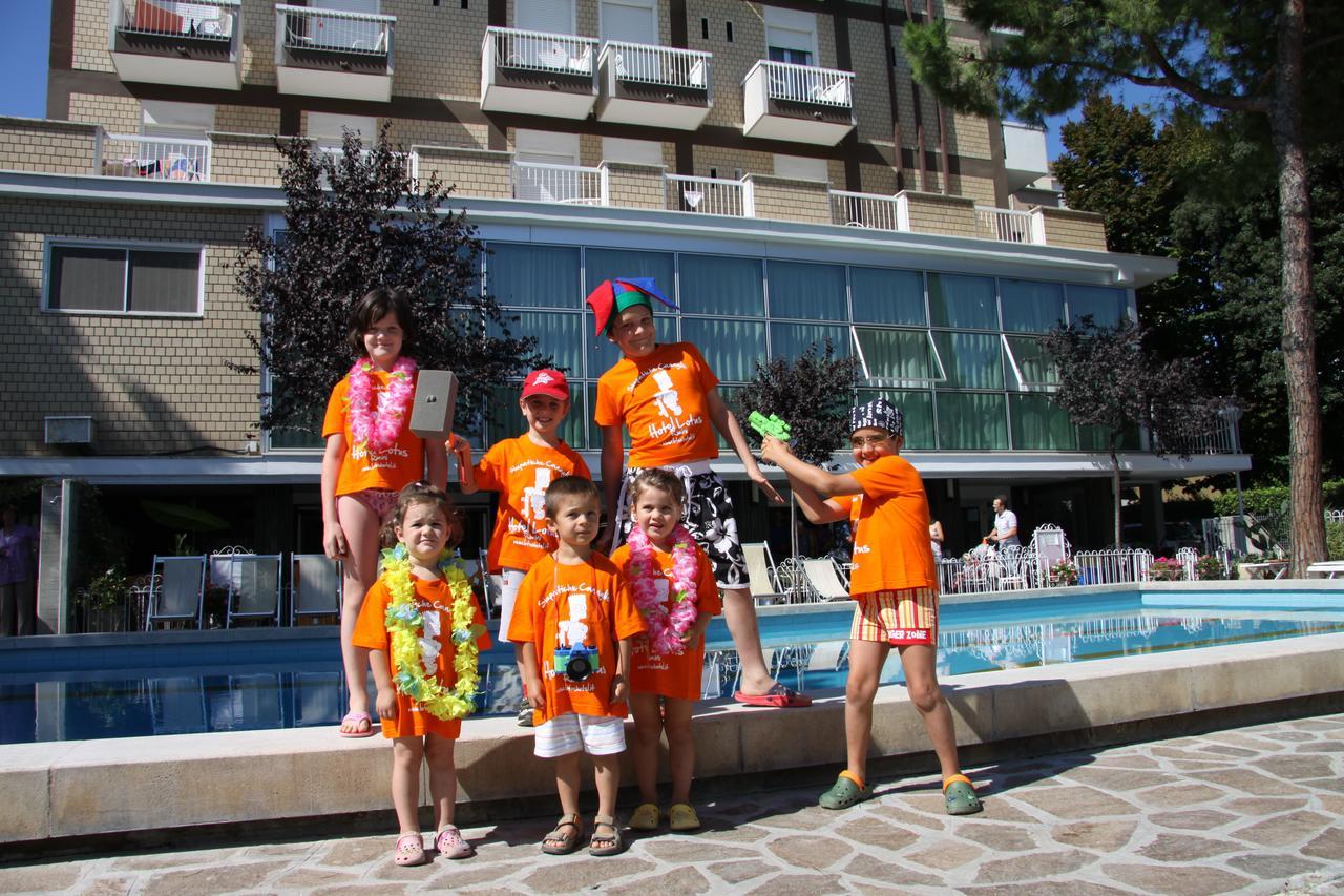 Lotus Hotel All Inclusive & Spiaggia Rimini Luaran gambar