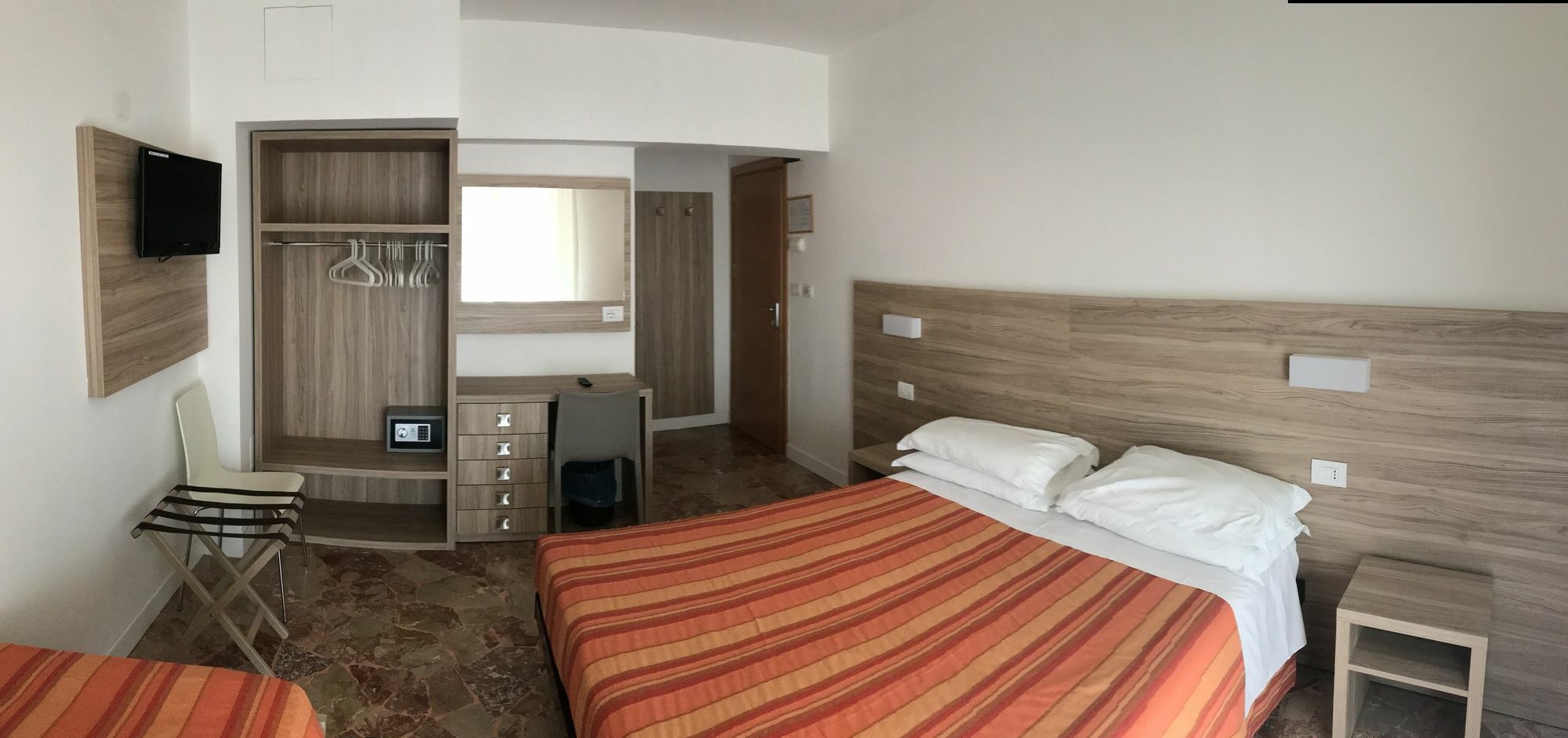 Lotus Hotel All Inclusive & Spiaggia Rimini Luaran gambar